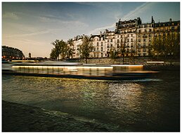 boat ile St Louis blur 98 null